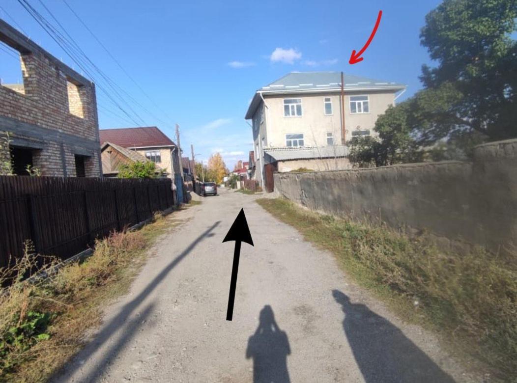 Emir Guest House In Каракол Екстер'єр фото